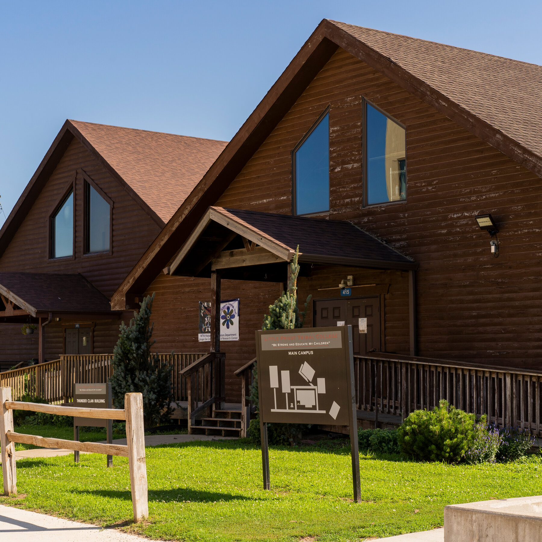 MacKenzie Scott amplia le donazioni alle scuole tribali per contrastare i tagli federali proposti dal governo Trump