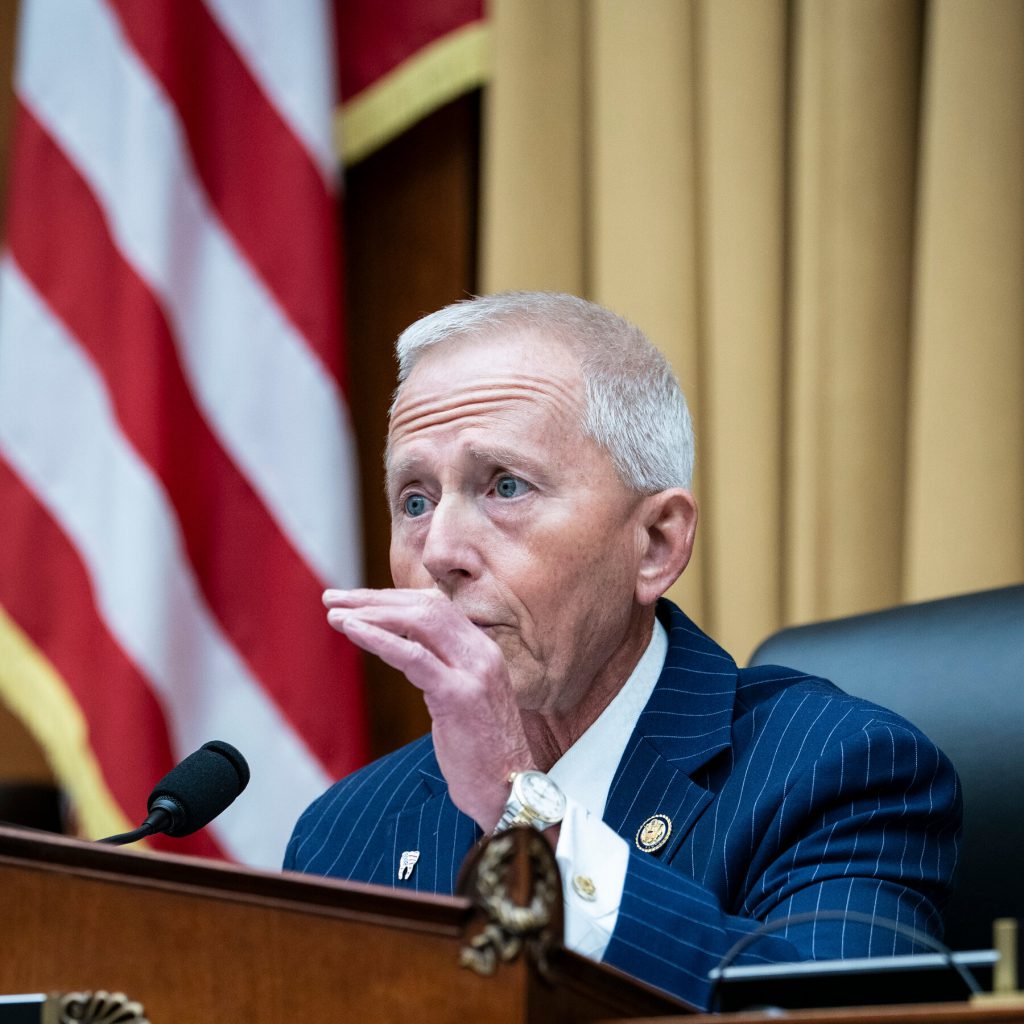 Repubblicani in posizione delicata sostengono l’estensione dei crediti fiscali per l’assistenza sanitaria