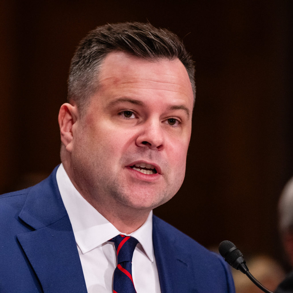 Deputato Eric Swalwell denuncia Bill Pulte per violazioni della privacy