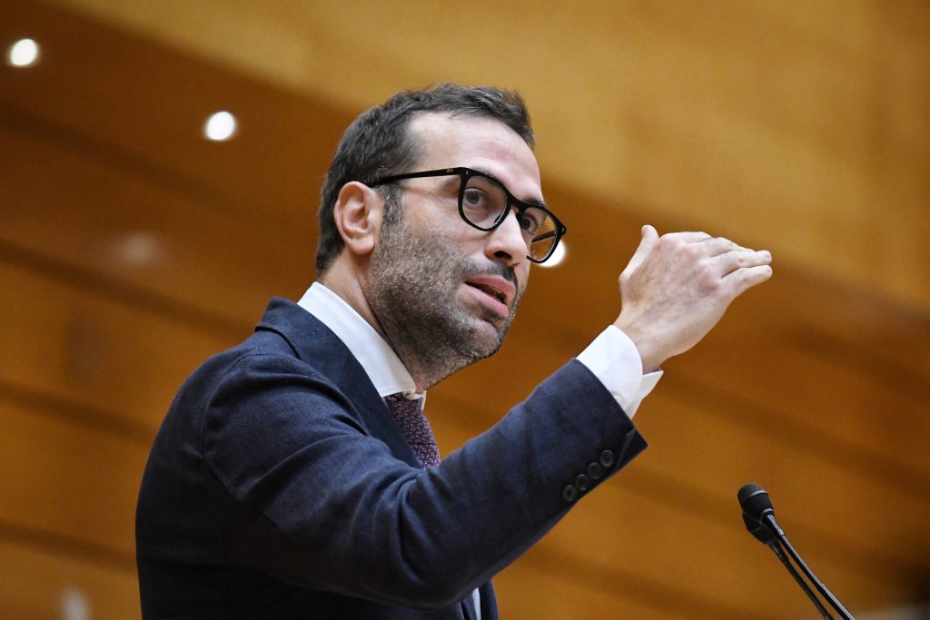 Spagna: il governo prevede una crescita del 2,9% per il 2025