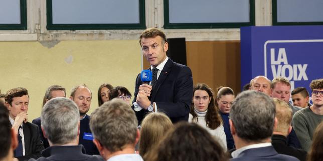 Macron coinvolge la stampa locale nella campagna contro i pericoli dei social media