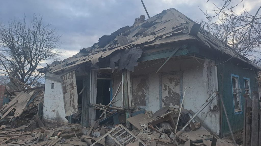 Attacco russo nell&#039;Oblast di Kharkiv: un uomo di 79 anni ferito in un villaggio del distretto di Kupiansk