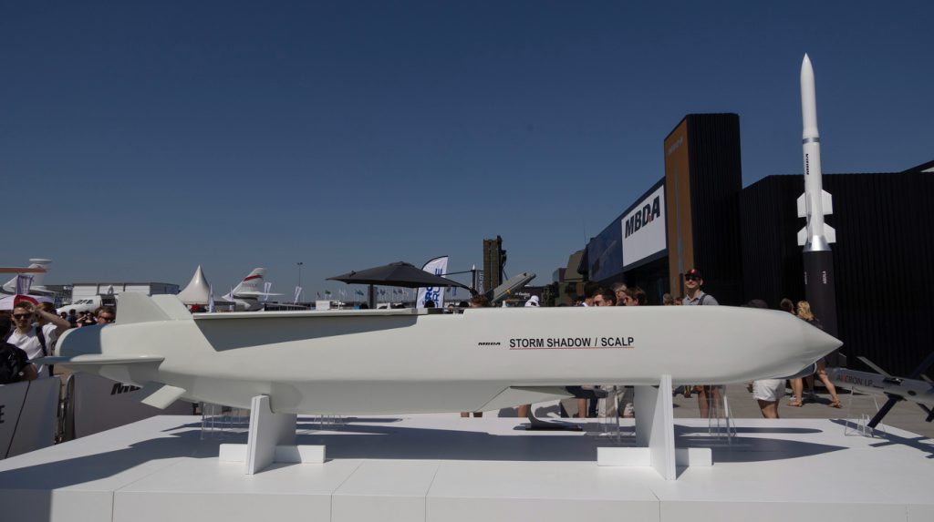 Consegna di missili Storm Shadow all&#039;Ucraina: il Regno Unito rafforza la difesa contro la Russia