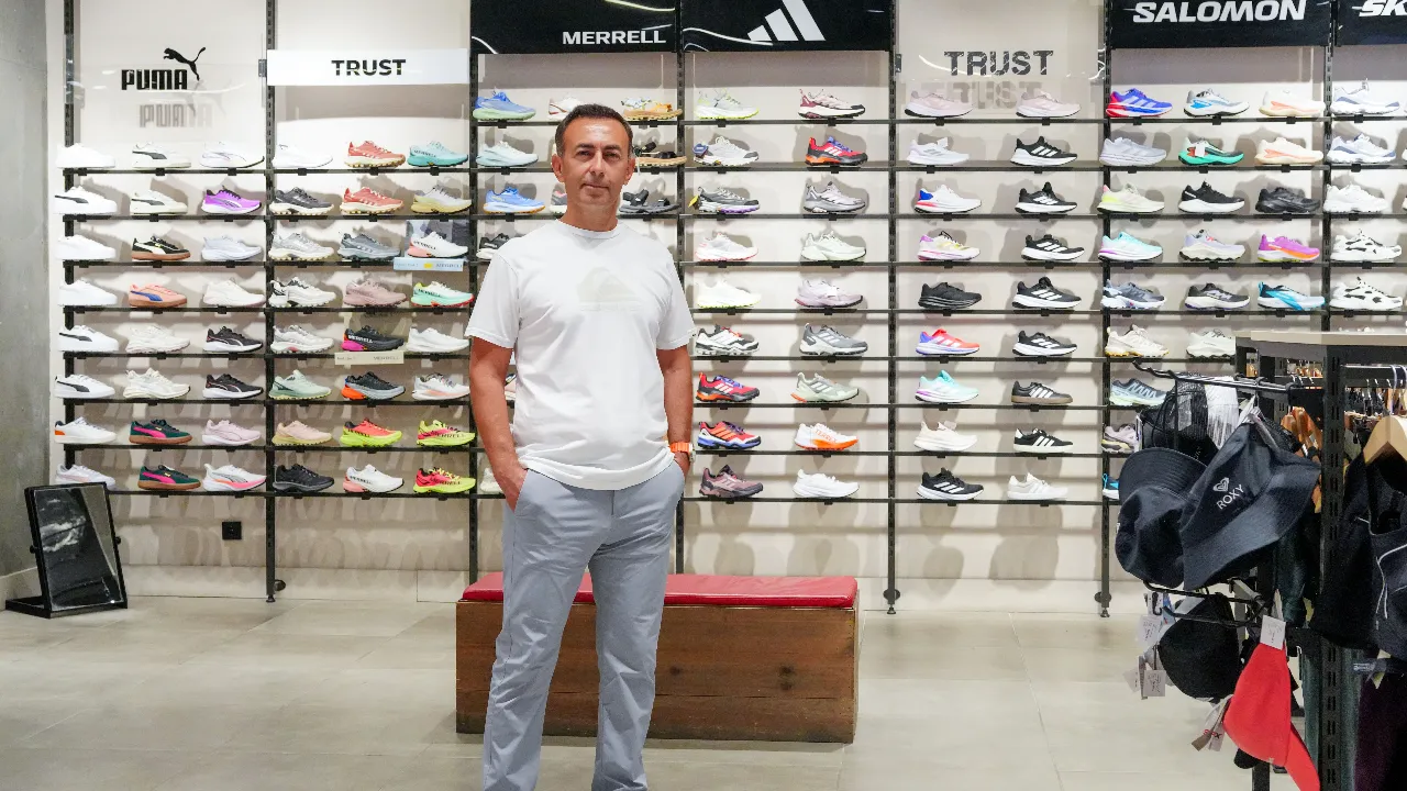 Il mercato sportivo e della camminata si avvicina ai 3 miliardi di dollari grazie all’aumento della domanda