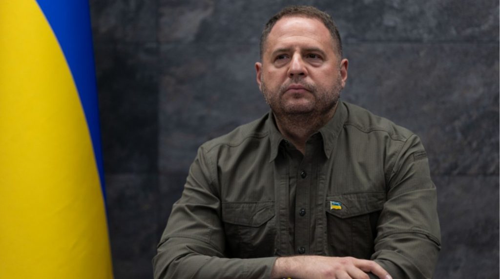 Arrestato un truffatore che si spacciava per parente del Capo dell&#039;Ufficio del Presidente ucraino: cosa sta succedendo in Ucraina?