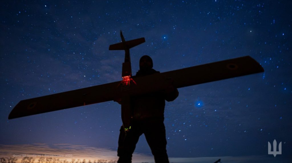 Attacchi di droni in Russia: chiusi aeroporti in diverse città dopo abbattimento di 98 droni