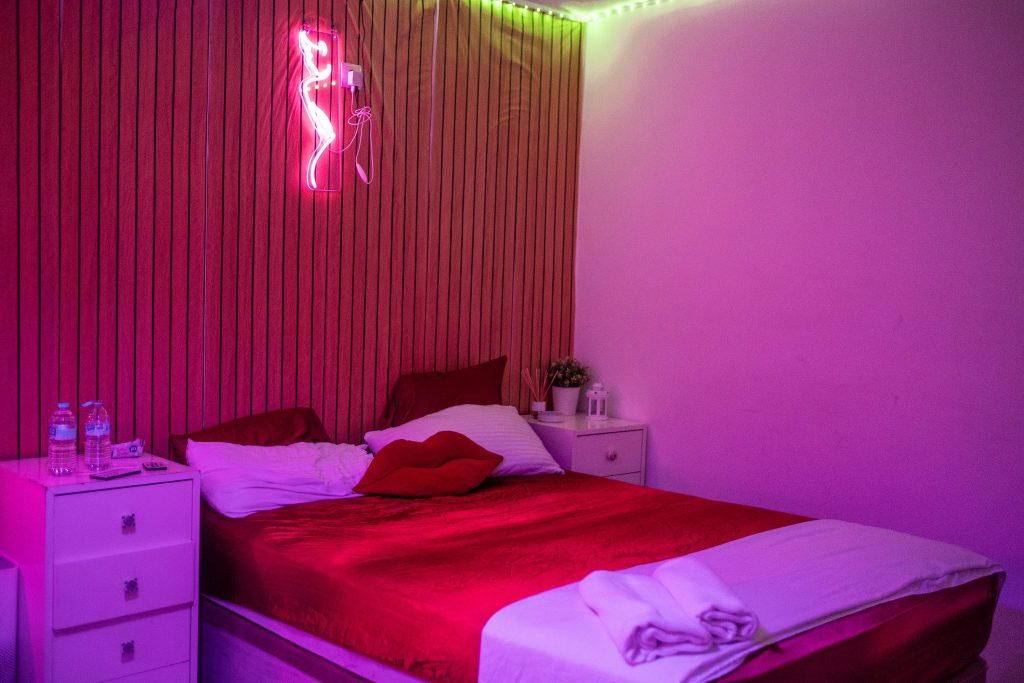 Il mercato degli affitti cresce anche con le stanze a pagamento per ora