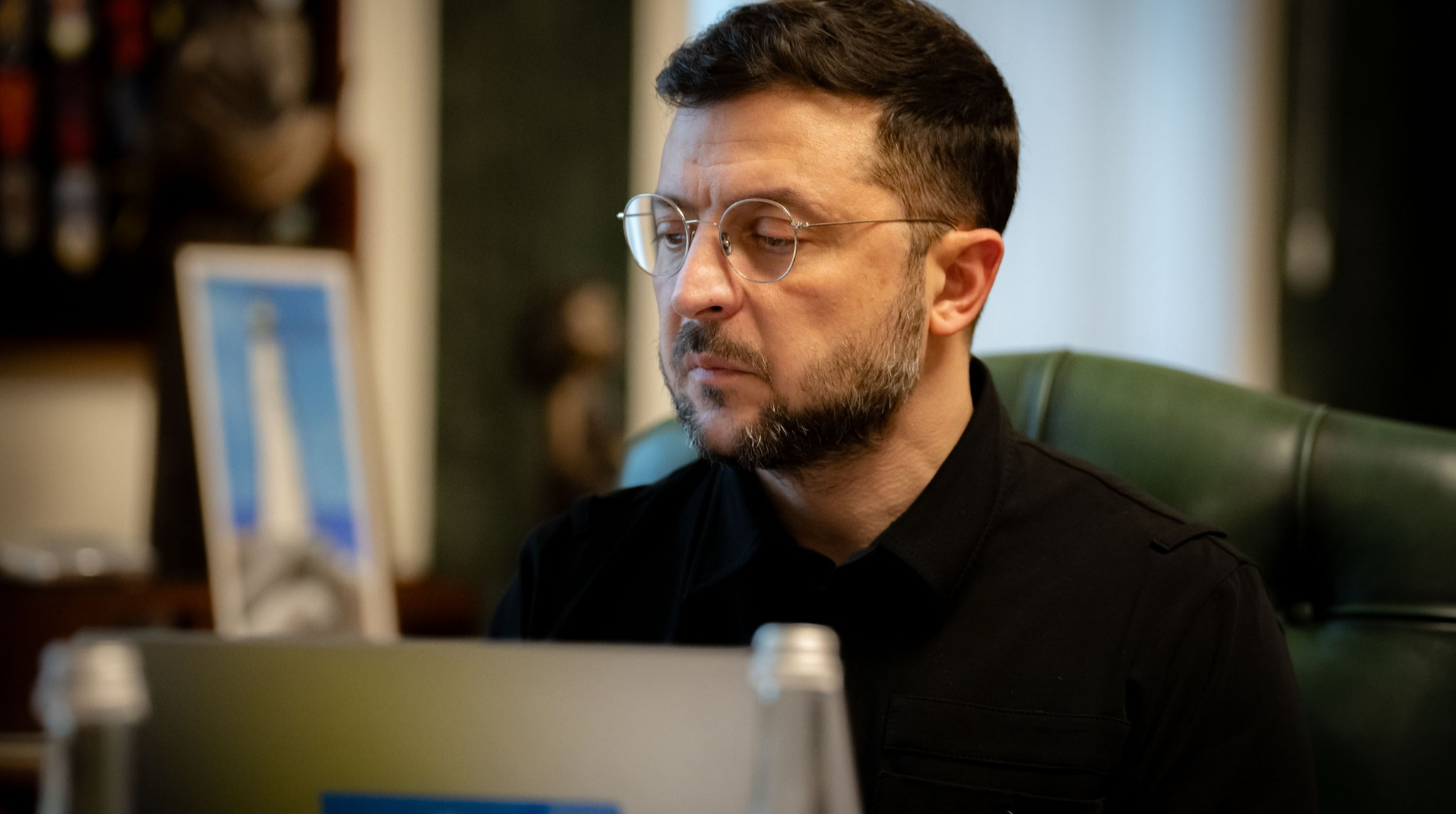 Zelenskyy attende rapporto dettagliato sui negoziati di Ginevra per definire i prossimi passi