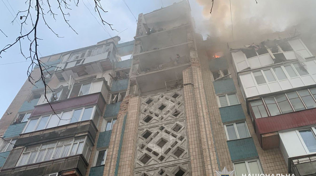 Attacco a Ternopil: missili Kh‑101 russi colpiscono edifici residenziali, 25 morti