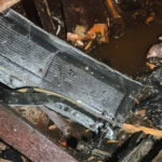 Drone russo provoca incendio in fattoria di Kharkiv: 60 maiali uccisi e donna ferita