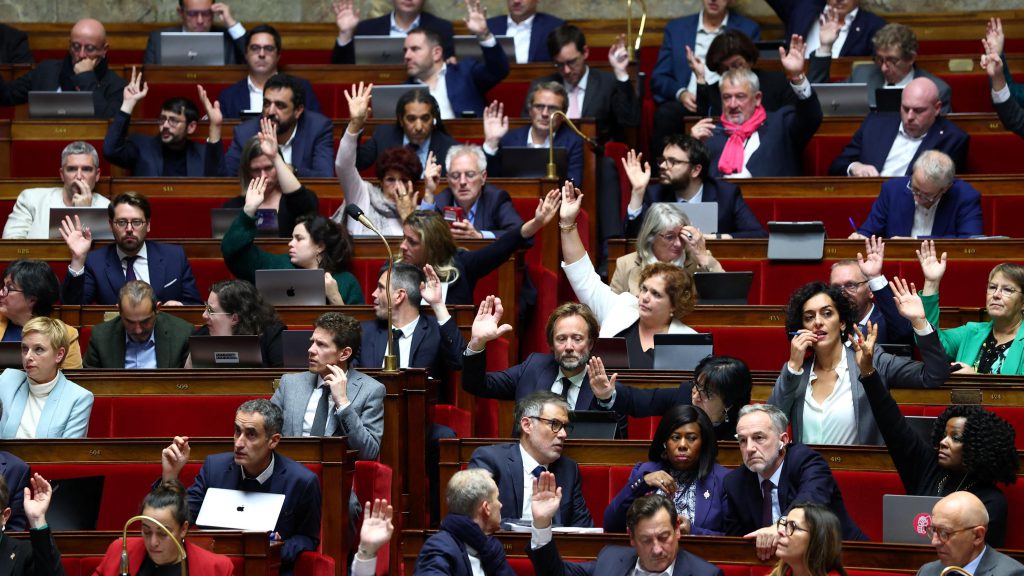 Debito pubblico vs fiscalità: il dibattito politico che influenza l&#039;economia del paese