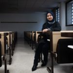 Fátima, giovane afgana che ha sopravvissuto a un attentato dei talebani per studiare all'Università di Siviglia