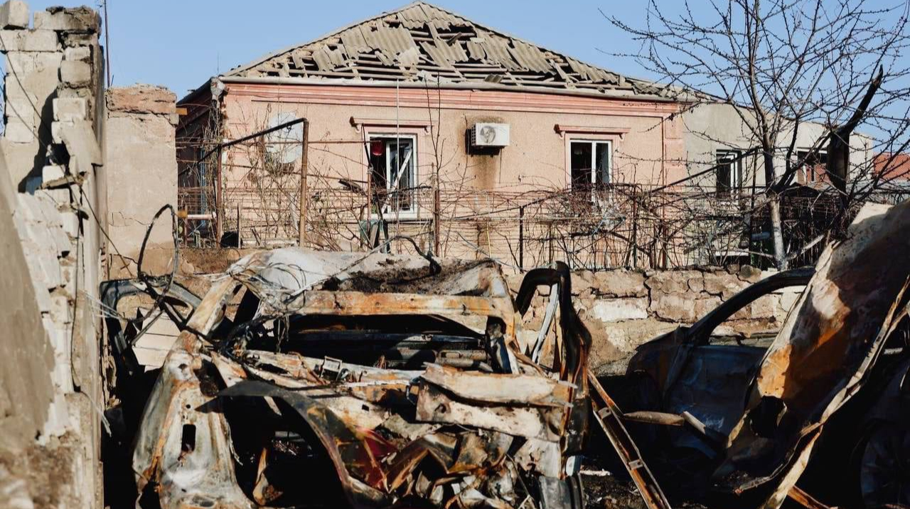 Attacchi russi a Odesa: numero di feriti aumenta dopo l’attacco diurna