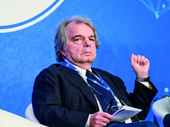 Aumento di stipendio per il presidente del Cnel: la decisione di Brunetta suscita irritazione nel governo e nella Lega