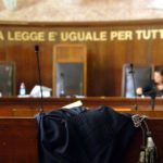 Mamma accusata a Torino per aver educato le figlie secondo le rigide regole di Stella David