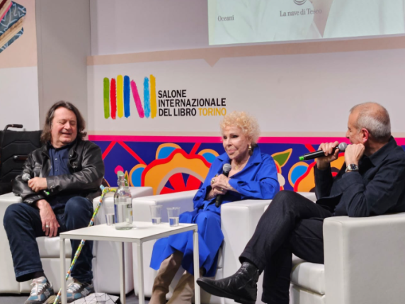 Ornella Vanoni scomparsa a Milano: riflessioni sulla morte al Salone del Libro