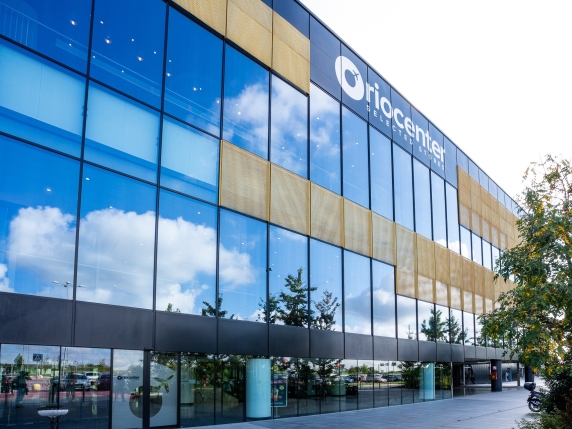 Ampliamento dell&#039;Oriocenter: Percassi lancia un nuovo piano per il Polo del lusso con passerella sulla A4 per l&#039;aeroporto