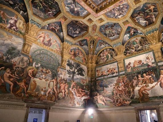 La scoperta dell&#039;Eneide a Palazzo Te di Mantova: come il poema epico di Virgilio ha ispirato l&#039;arte del Rinascimento