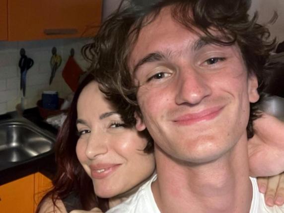 La Morte Del Fratello Di Andrea Delogu Getta Ombra Sul Suo Futuro A Ballando