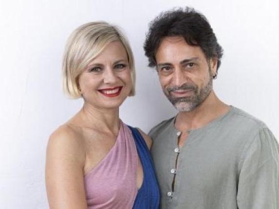 Antonella Elia compie 62 anni: una carriera segnata da successi e sfide nella televisione italiana