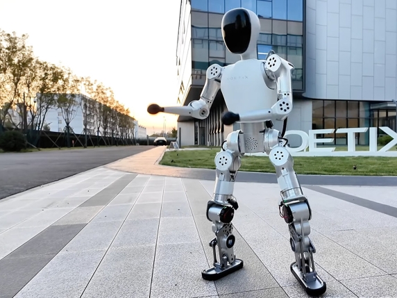 Bumi, il robot umanoide che sta rivoluzionando la vita delle persone single in Cina con un prezzo accessibile come un iPhone