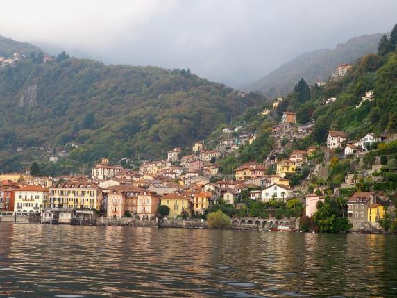 Cannero Riviera, il paradiso degli agrumi sul Lago Maggiore: una tradizione secolare di qualità e bellezza
