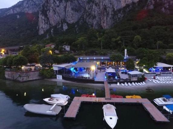 Cinquant&#039;anni di Musica e Cultura: L&#039;Orsa Maggiore a Lecco Celebra un Mezzo Secolo di Successo