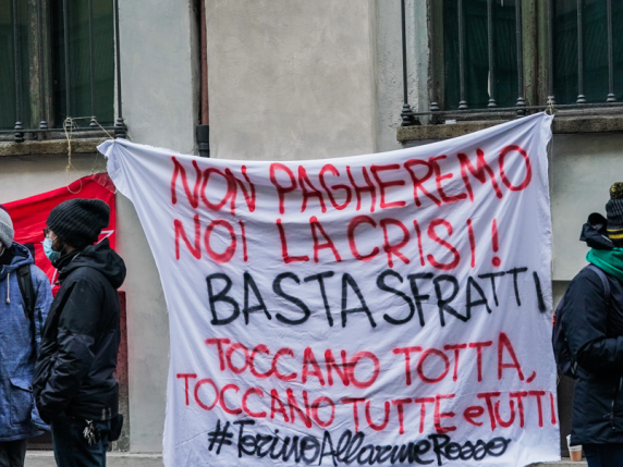 Proposta di legge per sfratti più rapidi: Fratelli d&#039;Italia vuole ridurre i tempi di attesa per gli sfratti per morosità