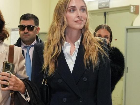 Chiara Ferragni al centro del Pandoro gate: l&#039;udienza a Milano e le possibili conseguenze per la sua immagine pubblica