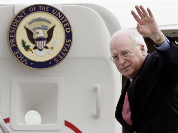 Addio a Dick Cheney, l&#039;ex vicepresidente degli Stati Uniti scomparso all&#039;età di 84 anni a causa di complicazioni da polmonite