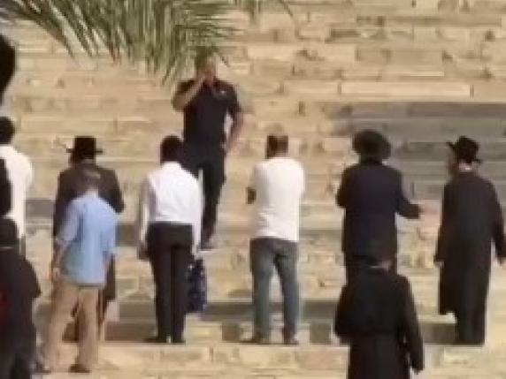 Tensioni a Gerusalemme: la provocazione dei coloni israeliani alla Moschea di Al-Aqsa scatena forti reazioni nella comunità internazionale