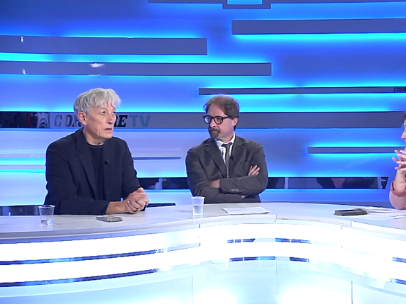 Quando è il momento giusto per dare il primo cellulare ai bambini: un dibattito aperto con esperti e genitori