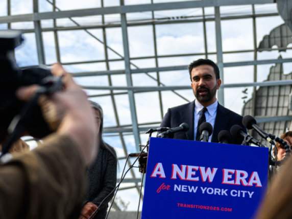 La disfatta elettorale di Trump: promesse economiche non mantenute e strategia in crisi