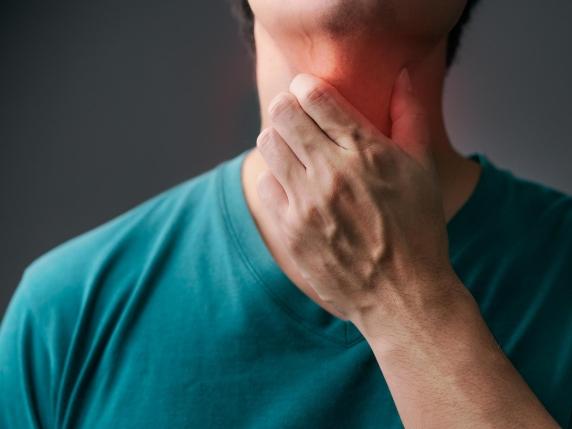 Tumori della testa e del collo: riconoscere i sintomi per una diagnosi precoce e un trattamento efficace