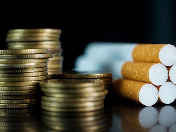 Aumento del prezzo delle sigarette in Italia: la raccolta firme per ridurre il tabagismo e sostenere il sistema sanitario nazionale