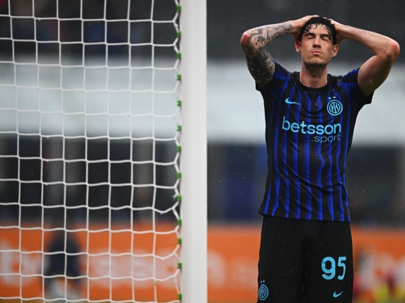 Furto nella villa del calciatore Bastoni: ladri approfittano della sua assenza per rubare oggetti di valore