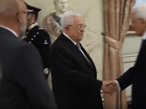 Incontro tra il Presidente della Repubblica Italiana Sergio Mattarella e il Presidente dell&#039;Autorità Nazionale Palestinese Mahmoud Abbas: un passo verso il rafforzamento delle relazioni tra Italia e Palestina 

Introduzione
Il Presidente della Repubblica Italiana, Sergio Mattarella, ha incontrato il Presidente dell&#039;Autorità Nazionale Palestinese, Mahmoud Abbas, noto anche come Abu Mazen. In questo incontro, Mattarella ha ribadito l&#039;importanza dell&#039;Autorità Nazionale Palestinese come interlocutore per l&#039;Italia.

Approfondimento
L&#039;incontro tra Mattarella e Abu Mazen rappresenta un passo significativo nelle relazioni tra l&#039;Italia e l&#039;Autorità Nazionale Palestinese. L&#039;Italia ha sempre sostenuto il diritto del popolo palestinese all&#039;autodeterminazione e alla creazione di uno Stato sovrano.

Possibili Conseguenze
Questo incontro potrebbe avere conseguenze positive per le relazioni tra l&#039;Italia e la Palestina, rafforzando la cooperazione economica, politica e culturale tra i due paesi. Inoltre, potrebbe contribuire a rilanciare il processo di pace in Medio Oriente.

Opinione
Non è possibile esprimere un&#039;opinione in quanto si tratta di un fatto storico e politico. Tuttavia, è importante notare che l&#039;incontro tra Mattarella e Abu Mazen rappresenta un passo importante per il rafforzamento delle relazioni tra l&#039;Italia e la Palestina.

Analisi Critica dei Fatti
L&#039;incontro tra Mattarella e Abu Mazen è stato un evento significativo che ha ribadito l&#039;importanza dell&#039;Autorità Nazionale Palestinese come interlocutore per l&#039;Italia. Tuttavia, è importante notare che il processo di pace in Medio Oriente è complesso e richiede il coinvolgimento di tutti gli attori coinvolti.

Relazioni con altri fatti
L&#039;incontro tra Mattarella e Abu Mazen si inserisce nel contesto più ampio delle relazioni internazionali e del processo di pace in Medio Oriente. È importante considerare le relazioni tra l&#039;Italia e la Palestina nel contesto più ampio delle relazioni internazionali e della politica mediorientale.

Utilità pratica
L&#039;incontro tra Mattarella e Abu Mazen potrebbe avere utilità pratica per il rafforzamento delle relazioni economiche, politiche e culturali tra l&#039;Italia e la Palestina. Inoltre, potrebbe contribuire a rilanciare il processo di pace in Medio Oriente.

Contesto storico
L&#039;incontro tra Mattarella e Abu Mazen si inserisce nel contesto storico delle relazioni tra l&#039;Italia e la Palestina. L&#039;Italia ha sempre sostenuto il diritto del popolo palestinese all&#039;autodeterminazione e alla creazione di uno Stato sovrano.

Fonti
La fonte di questo articolo è il Corriere della Sera, un quotidiano italiano. L&#039;articolo originale può essere trovato al seguente link: https://www.corriere.it/