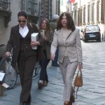 Processo a Cinzia Dal Pino: l'imprenditrice rischia l'ergastolo per l'omicidio di un borseggiatore 

Approfondimento
Il caso di Cinzia Dal Pino è stato oggetto di grande attenzione mediatica a causa della sua particolarità. L'imprenditrice è stata accusata di aver ucciso un borseggiatore con il suo suv, un evento che ha sollevato molte domande sulla legittima difesa e sui limiti della violenza.

Possibili Conseguenze
La sentenza del processo potrebbe avere conseguenze significative per Cinzia Dal Pino, che rischia di essere condannata all'ergastolo. Inoltre, il caso potrebbe avere implicazioni più ampie sulla società, sollevando questioni sulla sicurezza personale e sulla responsabilità individuale.

Opinione
Il legale di Cinzia Dal Pino ha dichiarato che la sua cliente è pentita dell'evento, sottolineando la complessità del caso e la necessità di considerare tutte le circostanze.

Analisi Critica dei Fatti
È importante analizzare i fatti del caso in modo obiettivo, considerando tutte le prove e le testimonianze. La sentenza del processo sarà il risultato di una attenta valutazione delle circostanze e delle leggi applicabili.

Relazioni con altri fatti
Il caso di Cinzia Dal Pino non è isolato, ma fa parte di un più ampio contesto di discussioni sulla sicurezza personale e sulla legittima difesa. È importante considerare come questo caso si relazioni ad altri eventi simili e come possa influenzare le politiche e le leggi future.

Utilità pratica
Il caso di Cinzia Dal Pino può essere utile per sollevare la consapevolezza sulla importanza della sicurezza personale e sulla responsabilità individuale. Inoltre, può essere un esempio per discutere sulla legittima difesa e sui limiti della violenza.

Contesto storico
Il caso di Cinzia Dal Pino si inserisce in un contesto storico più ampio, in cui la sicurezza personale e la legittima difesa sono state oggetto di discussione e dibattito. È importante considerare come questo caso si relazioni al contesto storico e come possa influenzare le politiche e le leggi future.

Fonti
La fonte di questo articolo è il sito Corriere della Sera, che ha pubblicato l'articolo originale all'indirizzo https://www.corriere.it/. Per ulteriori informazioni, si può consultare il sito web del Corriere della Sera.