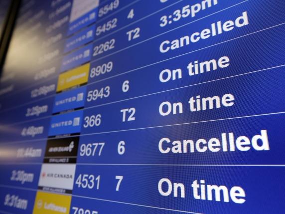 Gli Shutdown negli Stati Uniti: Impatto Economico e Politico sulla Società

Approfondimento
Gli shutdown negli Stati Uniti hanno una storia complessa e influenzano sia l&#039;economia che la politica. È importante analizzare gli eventi passati per comprendere le possibili conseguenze di tali eventi.

Possibili Conseguenze
Le conseguenze degli shutdown possono essere significative, sia a livello economico che politico. A livello economico, possono influire sulla crescita del PIL, sull&#039;occupazione e sulla fiducia dei consumatori. A livello politico, possono influenzare le relazioni tra i partiti e la percezione pubblica della gestione del governo.

Opinione
È difficile esprimere un&#039;opinione univoca sugli shutdown, poiché le loro conseguenze dipendono da molti fattori, tra cui la durata, il contesto politico e le misure adottate per mitigarne gli effetti. Tuttavia, è chiaro che gli shutdown possono avere impatti significativi sulla vita quotidiana dei cittadini e sull&#039;economia nel suo complesso.

Analisi Critica dei Fatti
Un&#039;analisi critica degli shutdown richiede di esaminare i dati disponibili e di valutare le diverse prospettive. È importante considerare sia gli aspetti economici che quelli politici, nonché le possibili soluzioni per prevenire o mitigare gli effetti degli shutdown.

Relazioni con altri fatti
Gli shutdown negli Stati Uniti sono spesso collegati ad altri eventi politici e economici. Ad esempio, possono essere influenzati dalle elezioni, dalle decisioni di bilancio e dalle crisi economiche. È importante considerare questi fattori per comprendere appieno le conseguenze degli shutdown.

Utilità pratica
Comprendere gli shutdown e le loro conseguenze può essere utile per i cittadini, gli imprenditori e i responsabili delle politiche. Questa conoscenza può aiutare a prendere decisioni informate e a prepararsi per gli eventuali impatti economici e politici.

Contesto storico
Gli shutdown negli Stati Uniti hanno una storia che risale a diversi decenni fa. È importante considerare il contesto storico in cui si sono verificati gli shutdown per comprendere le loro cause e conseguenze.

Fonti
Il presente articolo si basa su informazioni disponibili sul sito Corriere della Sera. Per ulteriori informazioni, si consiglia di visitare il sito ufficiale e di consultare le fonti originali.