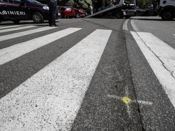 Tragedia nel Bolognese: giovane studentessa di 18 anni muore investita sulle strisce pedonali