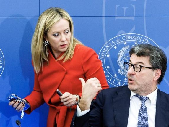 Tensioni sulla manovra economica: il governo e i sindacati a confronto