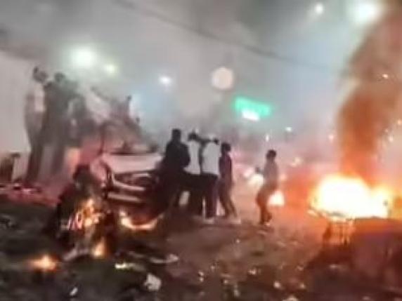 Incidente mortale a Nuova Delhi: un&#039;auto esplode vicino a una stazione del metrò, 8 vittime