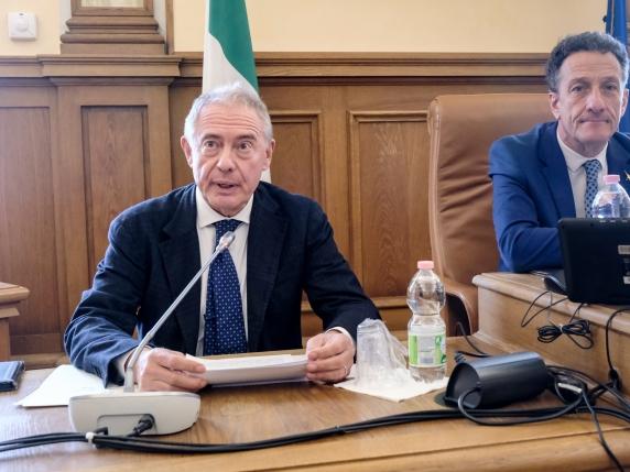 Governo Italiano Richiede Garanzie su Produzione Iveco dopo Acquisizione da parte di Tata Motors