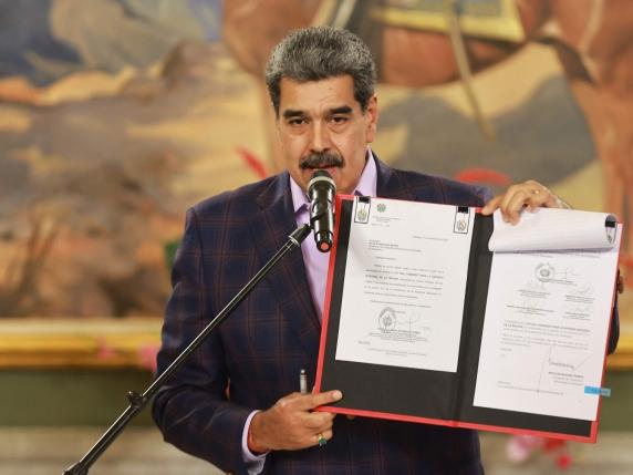 Venezuela in allarme: Maduro mobilita l&#039;esercito contro una possibile minaccia degli Stati Uniti