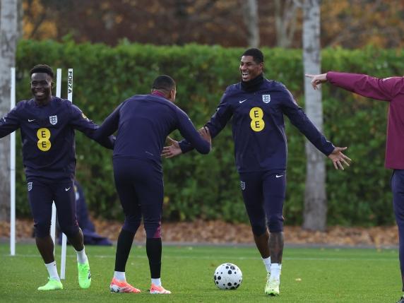 Le Nuove Scarpe della Nazionale Inglese: Tecnologia e Pensiero Positivo per Migliorare le Prestazioni