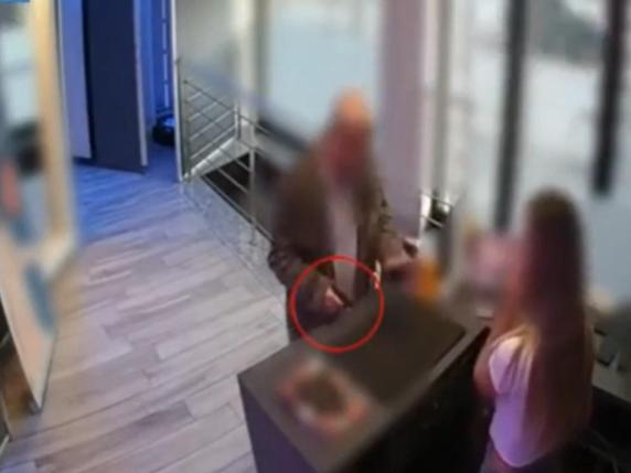 Bancario di Milano arrestato per 5 rapine a mano armata: una storia di problemi di droga e gioco d&#039;azzardo