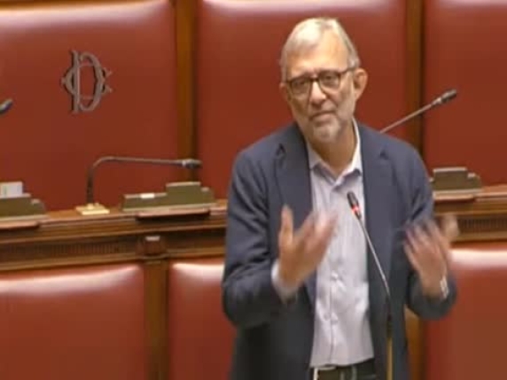 Ironia e mistero: Giachetti commenta la panna alla Buvette con un &#039;grande risultato&#039;