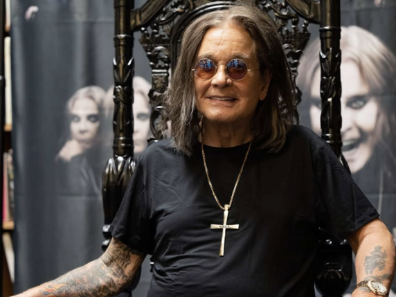 Ozzy Osbourne ricoverato prima dell&#039;ultimo show: la storia dietro la sua salute e la sua privacy