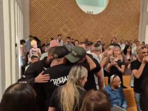 Tensione al tribunale per i soldati israeliani accusati di abusi su un palestinese