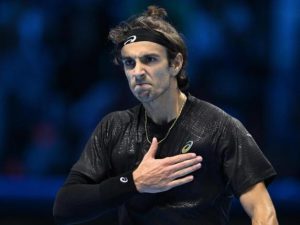 Lorenzo Musetti Cerca di Stupire di Nuovo contro Alcaraz nella Partita più Importante della sua Carriera